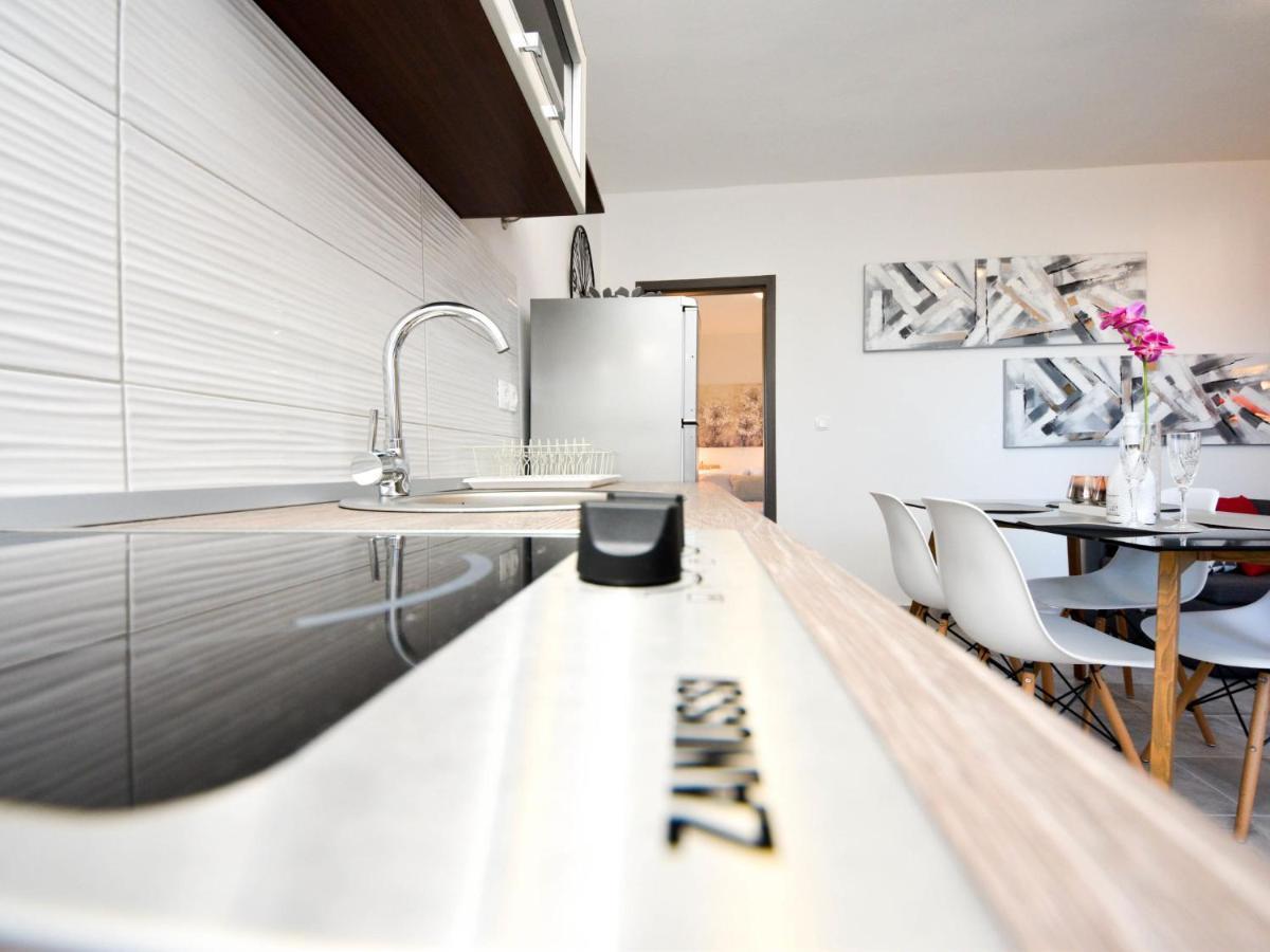Apartment Silvija-4 By Interhome Vir Exterior photo